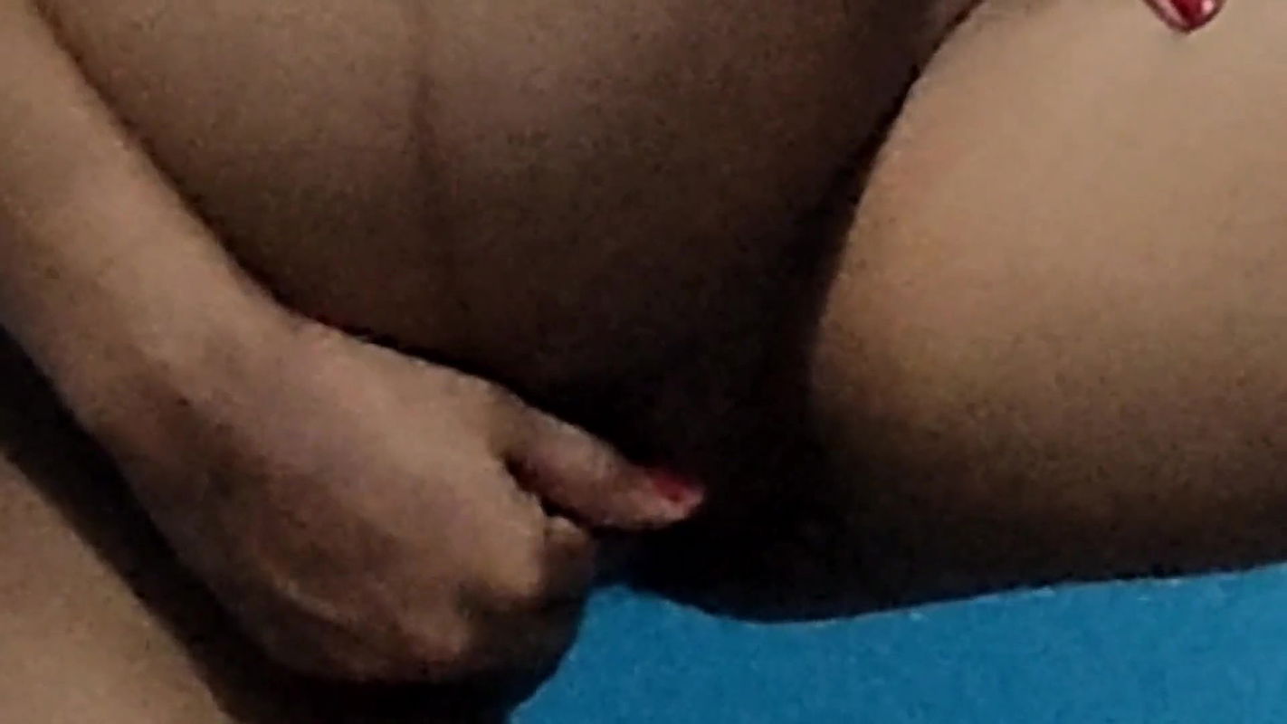 Indian desi sexy bhabhi records her nude selfie (part-1)