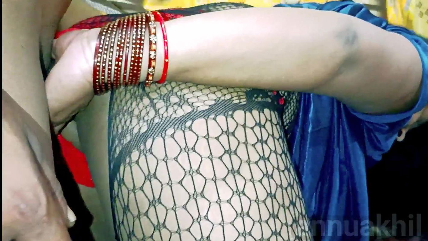 Indian desi maid se Malkin gand ne aur chut dono chudwaya clear hindi vioce