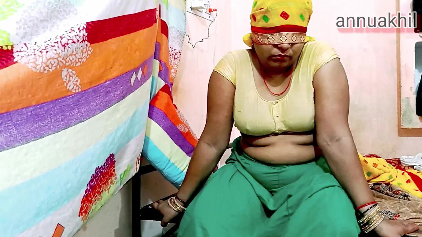 Indian desi girlfriend ki chudai uske gr me jb vo akeli thi hard fuking for desi girlfriend