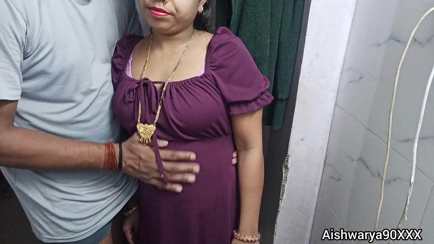 Indian Desi Bhabhi Has Secret Affair with Her Husband’s Brother When Her Husband At Work She Was Secretly Sex With Him