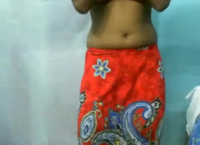 indian hot girl inkirt and bra