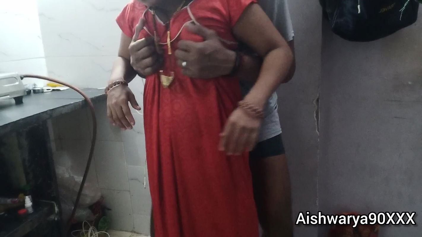 Indian Desi Aishwarya Bhabhi Ke Boobs Daba Ke Mast Chudai Desi Style Mein. Indian Desi BF Videos