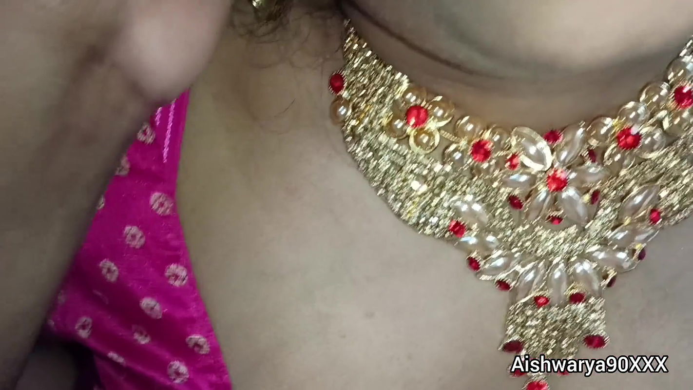 Indian Desi Aishwarya Bhabhi Getting Fucked By Her Husband when her husband at party. Indian Desi Hardcore sex video