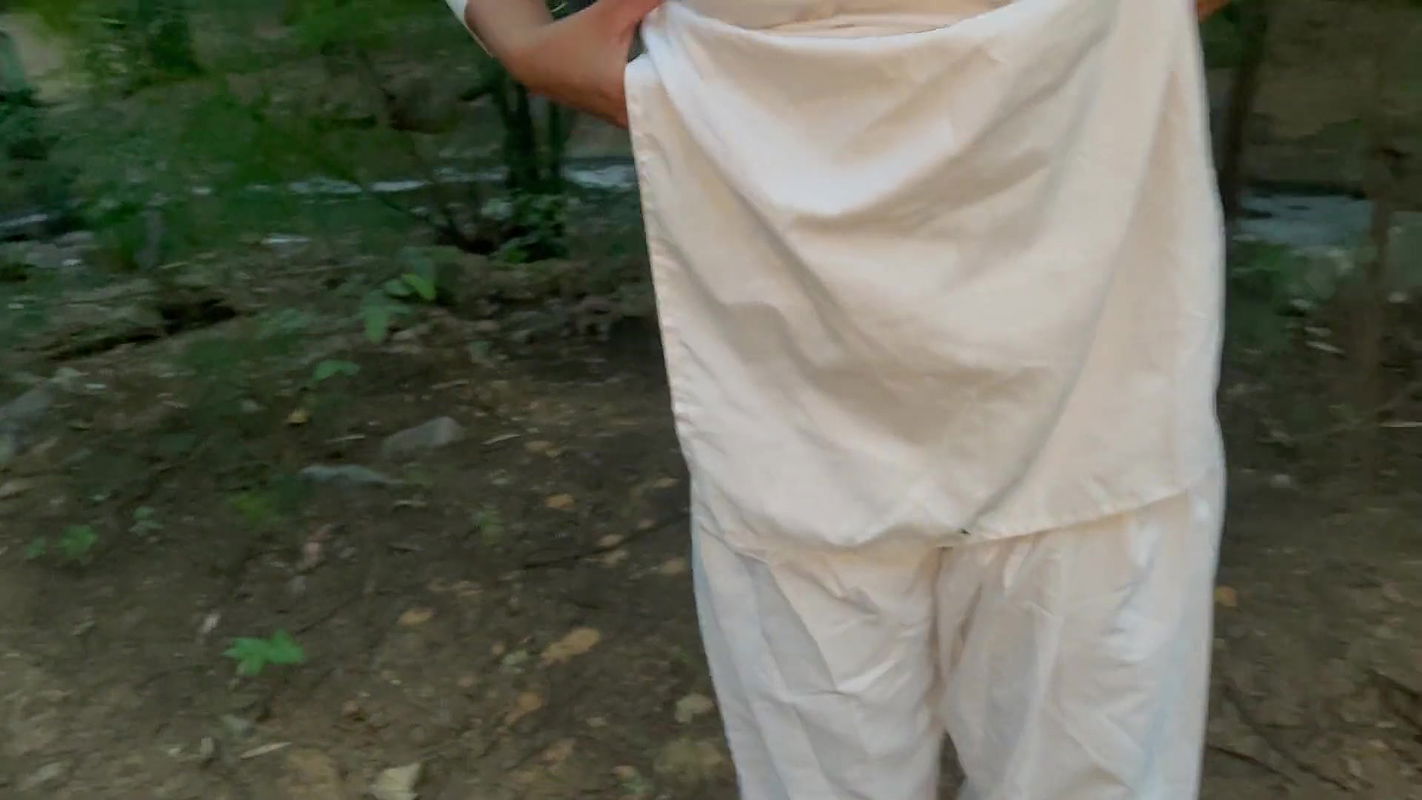 INDIAN COLLEGE HOT BEAUTIFUL GIRL FUCKING IN JUNGLE FOR FINANCIAL NEED (HINDI AUDIO)