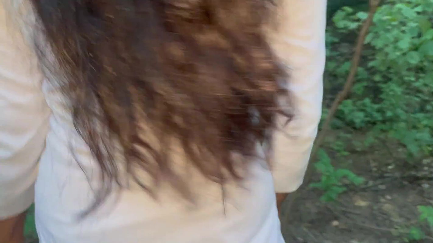 INDIAN COLLEGE HOT BEAUTIFUL GIRL FUCKING IN JUNGLE FOR FINANCIAL NEED (HINDI AUDIO)