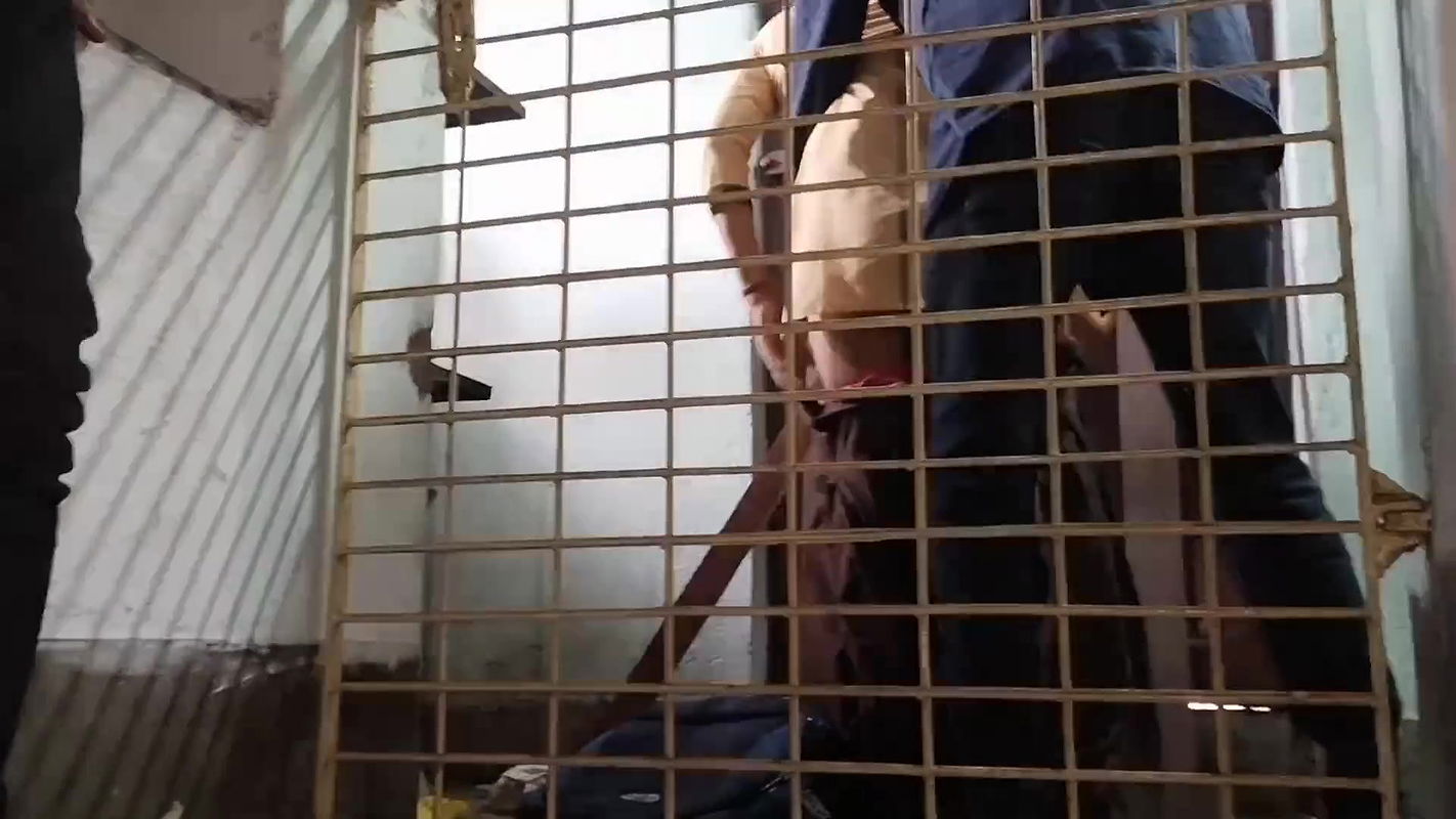 Indian College girl ki sex vedio viral kar diya dost ne