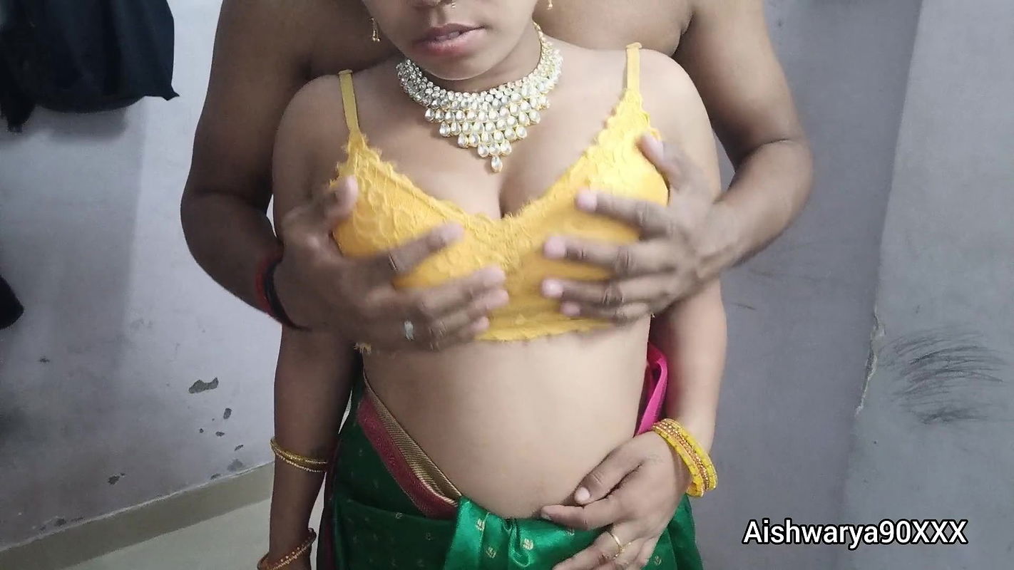 Indian Big Boobs Bhabhi Ki Sari Utha Ke Gand Me Mota Lund Pel Ke Full Maza Diya. Indian Desi Bhabhi Sari Sex. Xxx videos desi indian sex