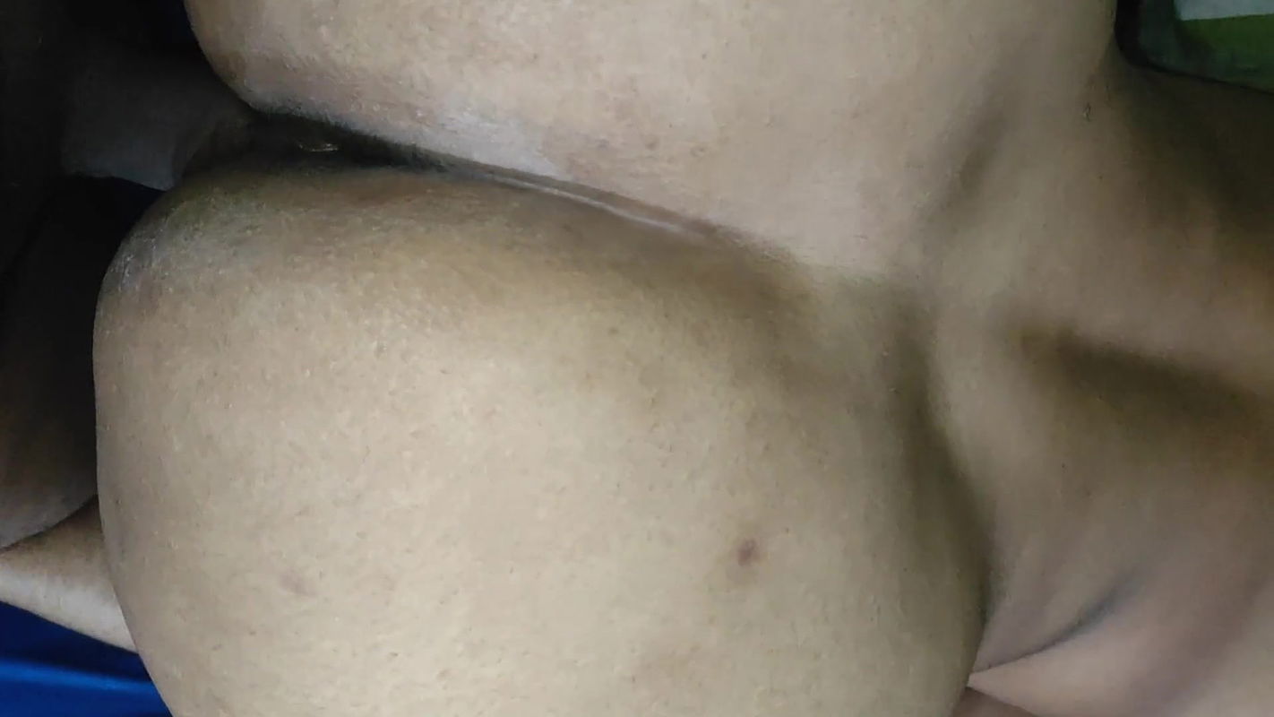 Indian beautiful big ass housewife Laxmi fucked by boyfriend in doggy style anal homemade Hindi audio sex video