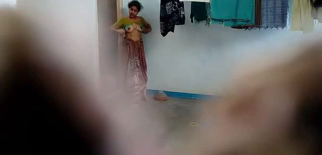 mallu bhabhiecretly filmed afterhower changing