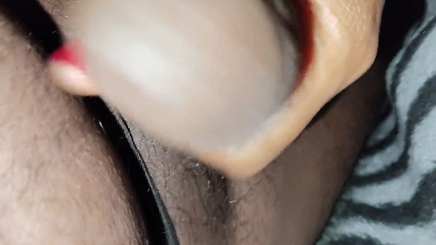 I suddenly fucked my sister-in-law in the quilt today