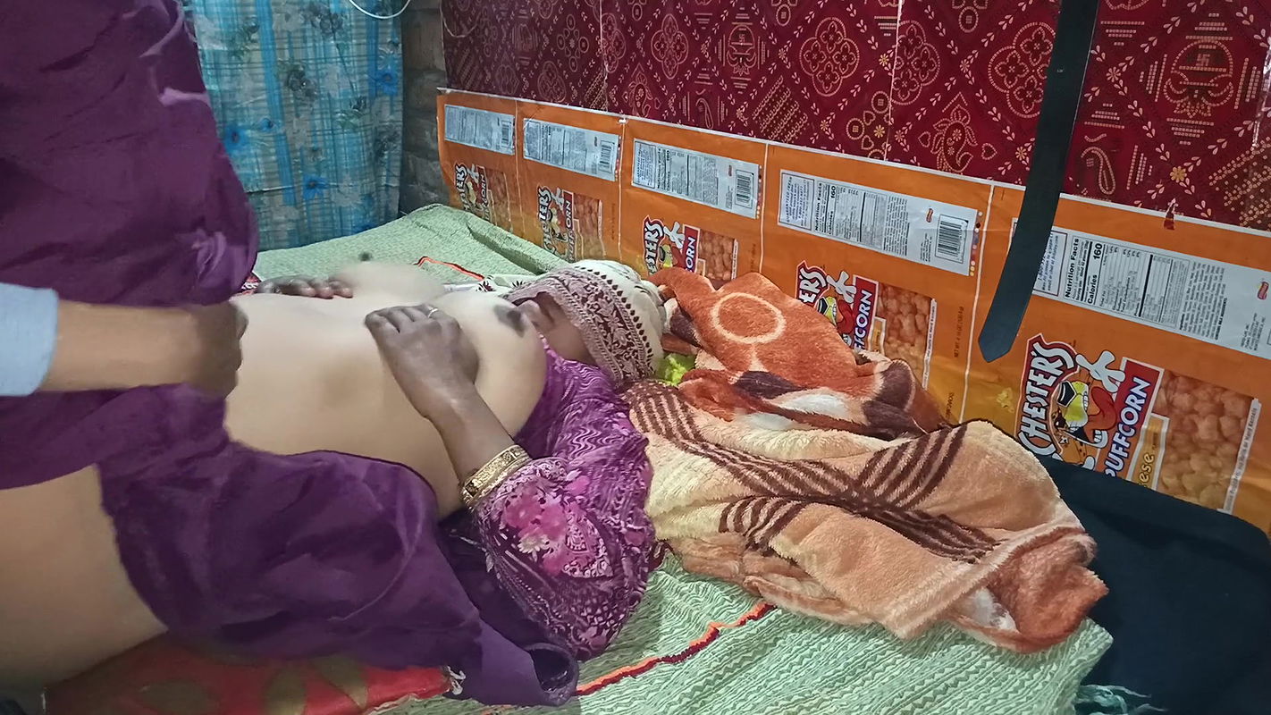 I inserted my dick in my girlfriend ass and tore it