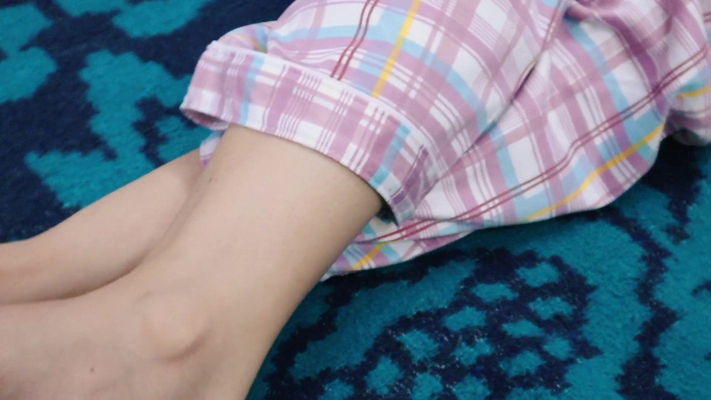 Hungry Pussy Girl Ne Phone Sex Kr K Nikala Pyasi Chut Ka Pani Full HD Hindi Desi Sex With DESIFILMY45 SLIMGIRL