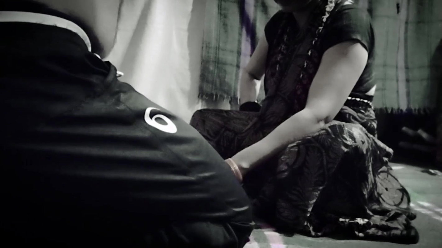 Hot Mosi ji Ko Mana Kar Maje ki Choot mar Li , mosi boli Tumhra to bahut bada hai – Part 1