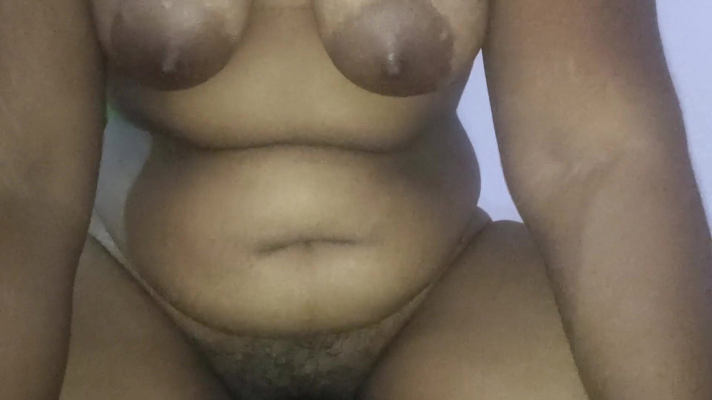 Hot milf with big breasts gives a mind-blowing Asian suck off – beautiful blowjob