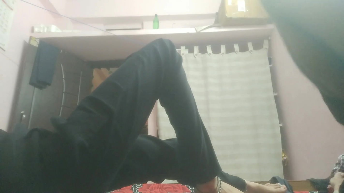 Hot Indian Lovers Have Romantic Bites