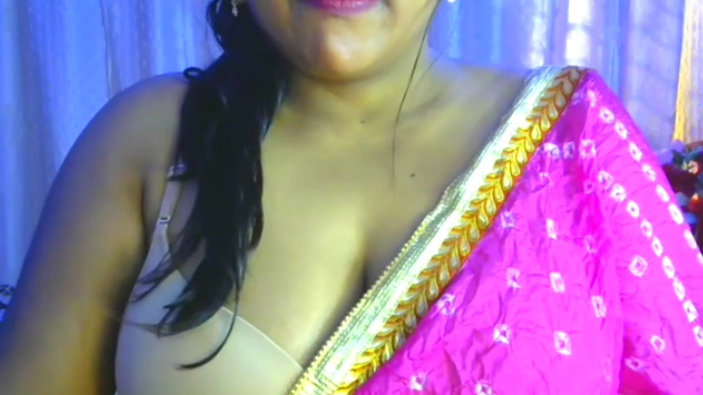 Hot girl desi loving beautiful sexy lady shows off and plays sexy with her full boobs and pussy