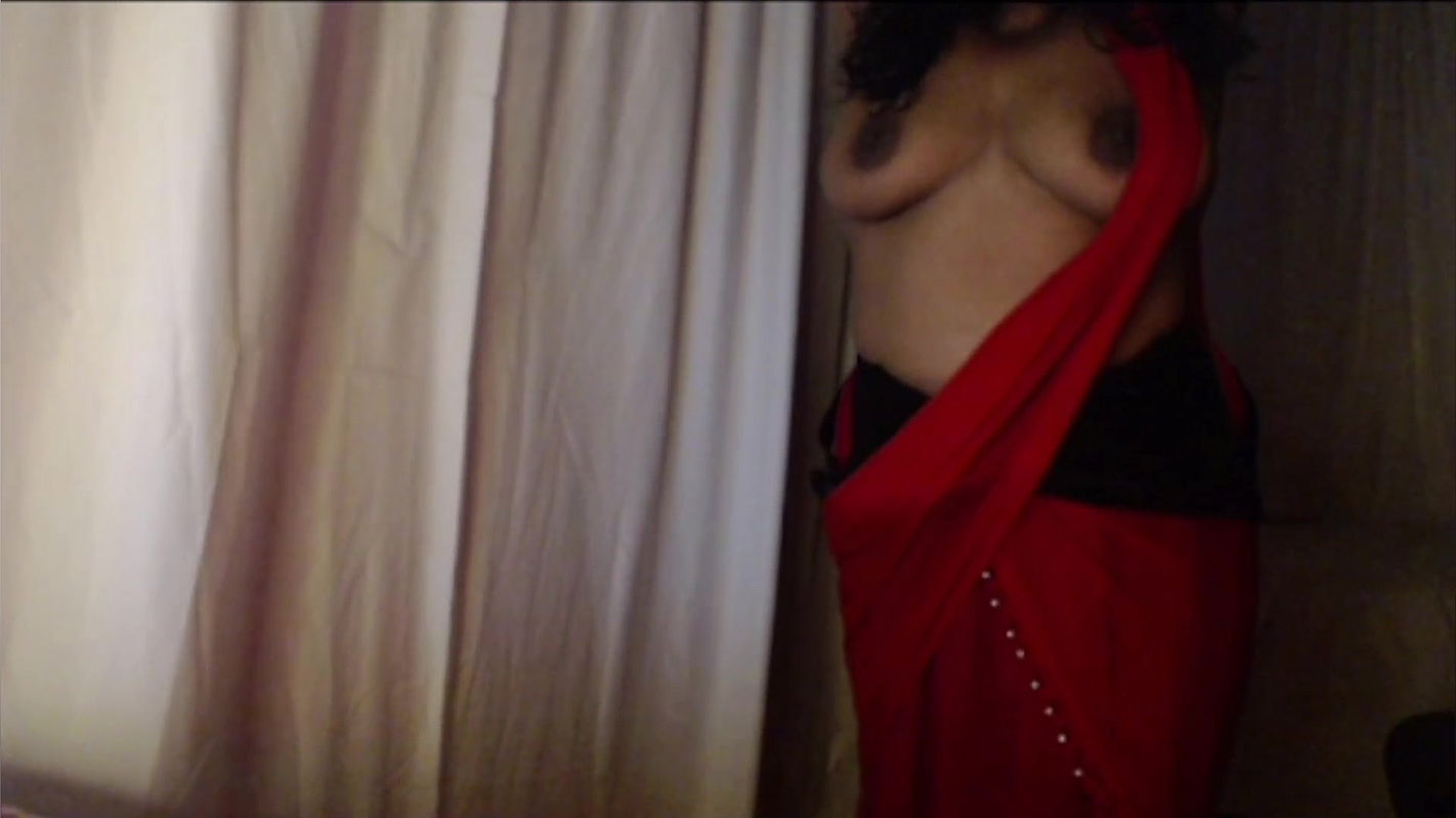 Hot girl dances naked after taking off her black bra and pressing her boobs