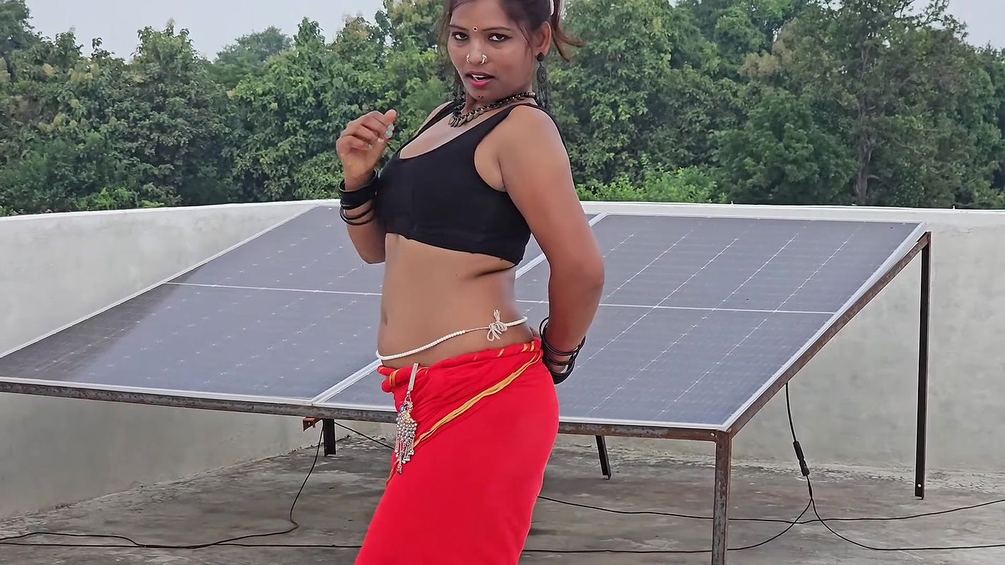 Hot desi indian girl bigg boobs big ass fucking in the room