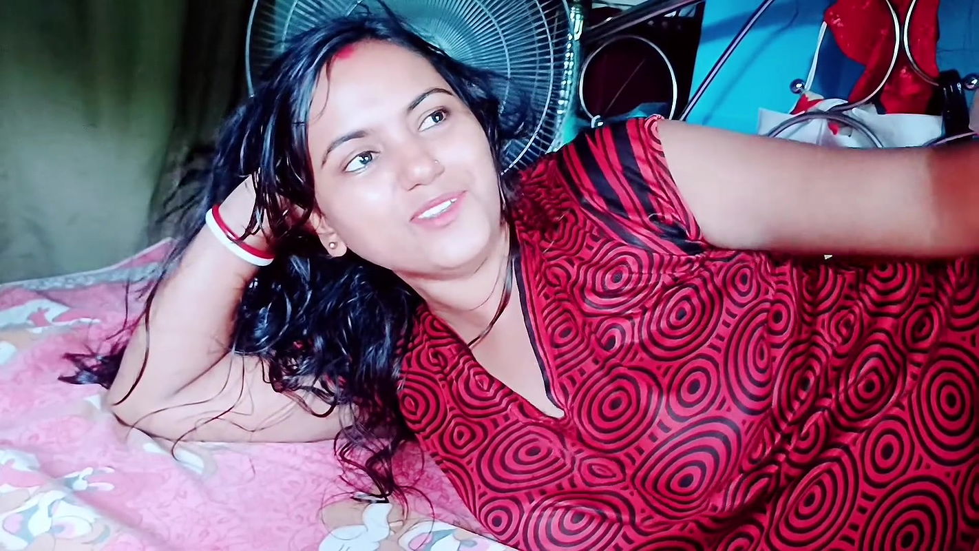 Hot Desi hot Indian Couple has on Christmas Day