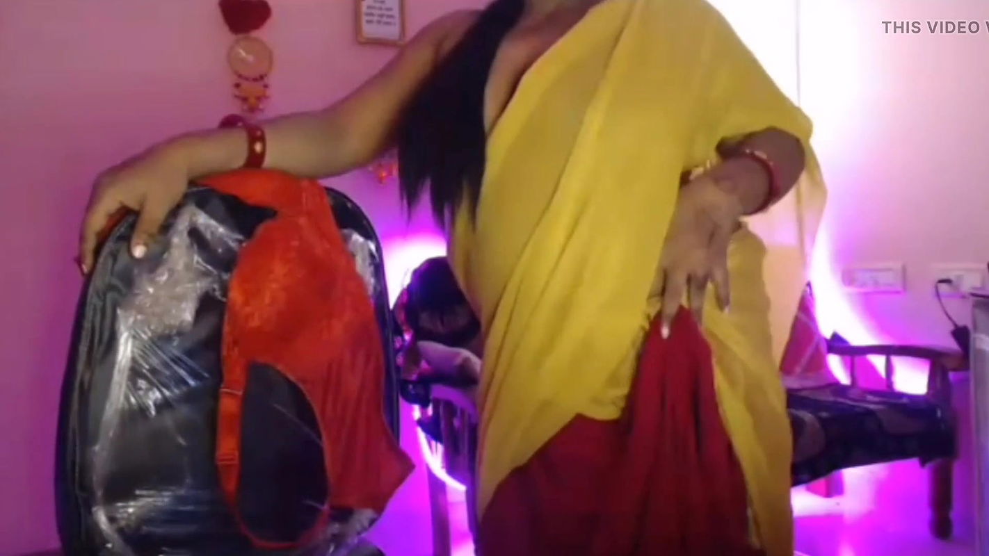 Hot Bhabhi pressed her boobs and gently pinched her nipples while opening her bra