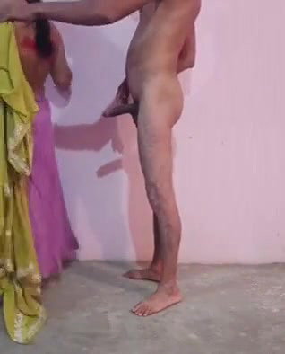 Desi Srvnt sking ownr