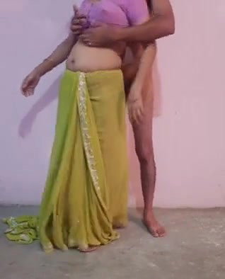 Desi Srvnt sking ownr
