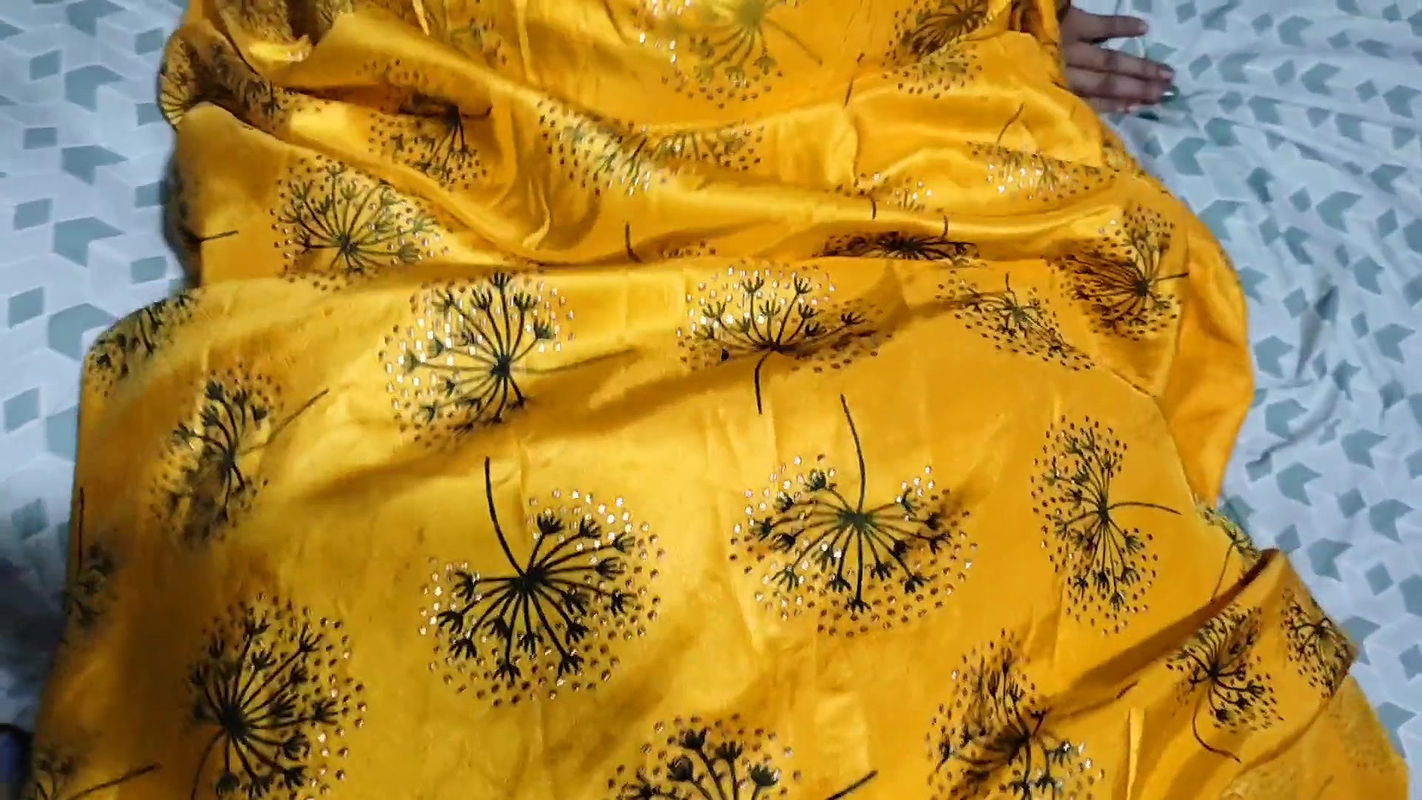 Bibi Dawat Me Ja Rhi Thi Yeh Phenkar Mene Utar Kar Chod Diya