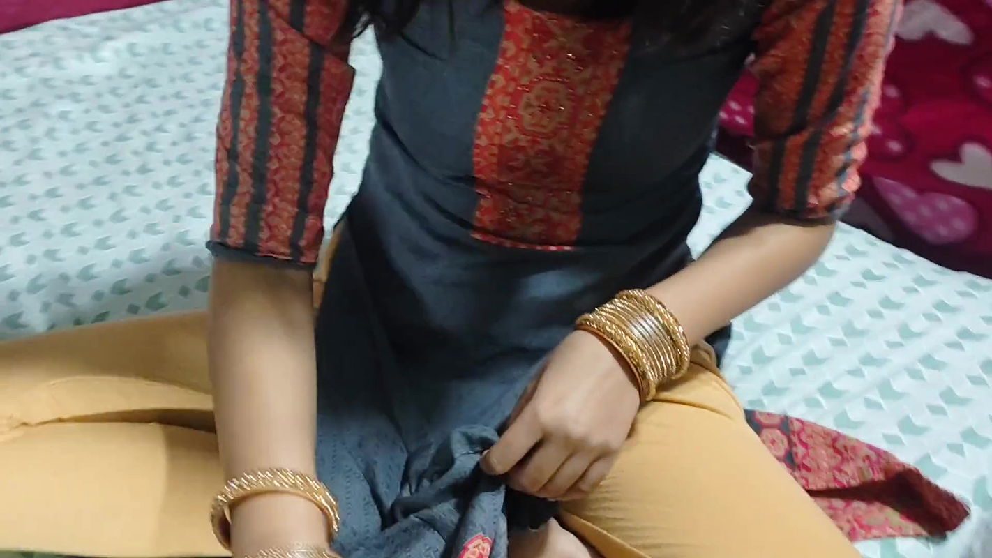 Bhabhi ji ko kra kapde faad kar pura nanga hawsi devar ne mari dawakar gand