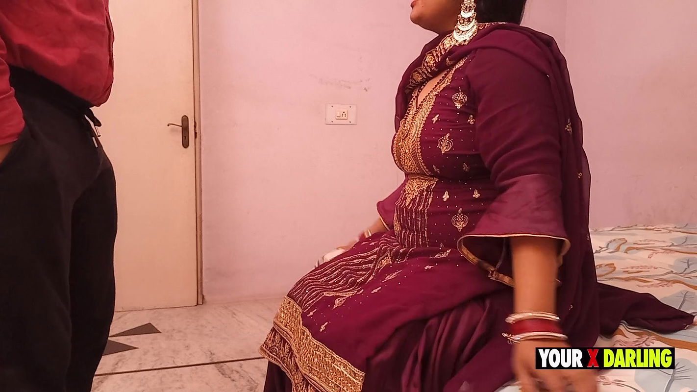 Bank Manager fucking hard a Housewife for loan recovery