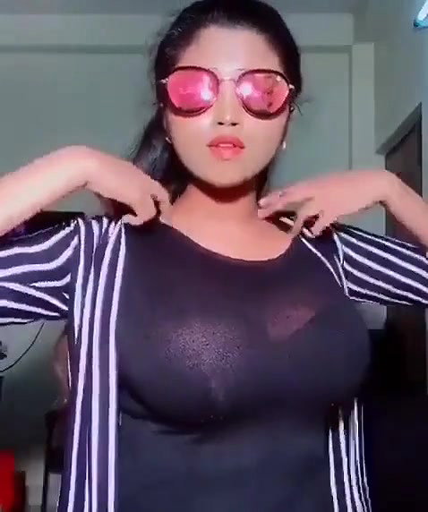 Desi Stylish 40D bobs college girl