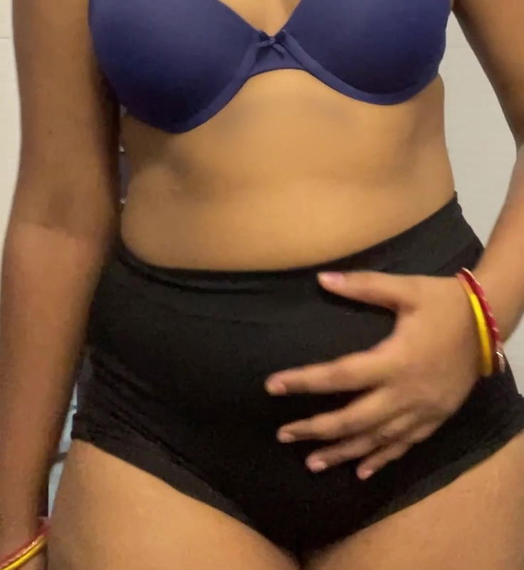 Huge Ass Naughty Indian Bhabhi Loves Morning Sex and Big Cock Ride in Shower