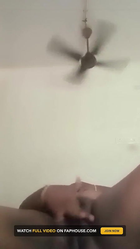 Indian BBW Pussy Fingering