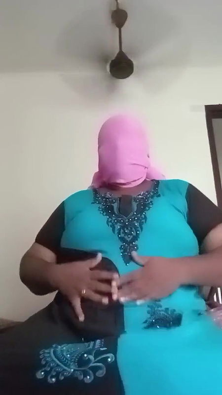 Indian anty full body show massageing performance videos