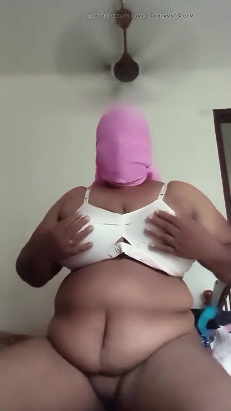 Indian anty full body show massageing performance videos