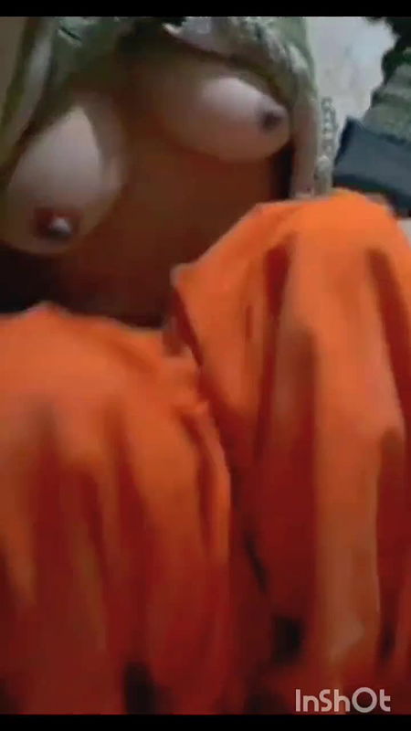 Hot sexy desi girl with hot sexy body has become young at a young age, at this age she has become crazy for sex while having sex,