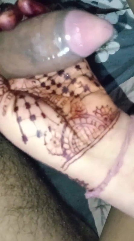 Indian big boobs Milf tight pussy fucked by husband – Hindi audio