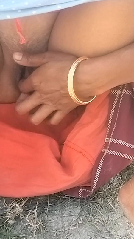 Kaisha bone tene niya chude dilo amake