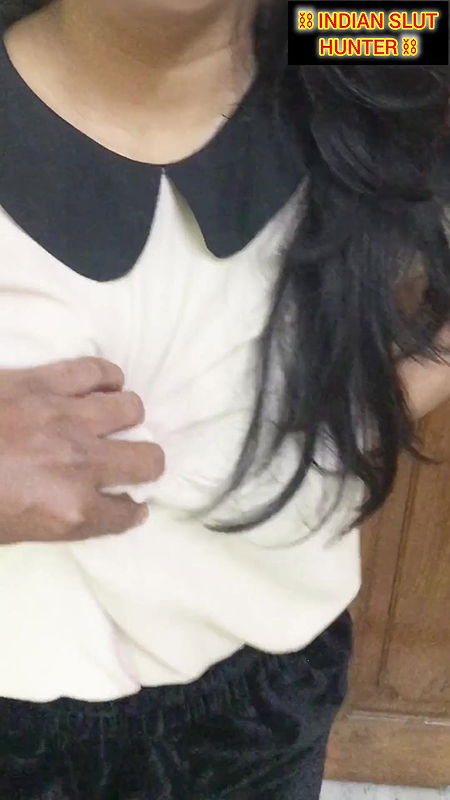 INDIAN SLUT HUNTER – EPISODE 14 DESI RANDI TEEN BEAUTIFUL INDIAN SLUT GETS BANGED IN DOGGY STYLE WITH CUM IN HER MOUTH