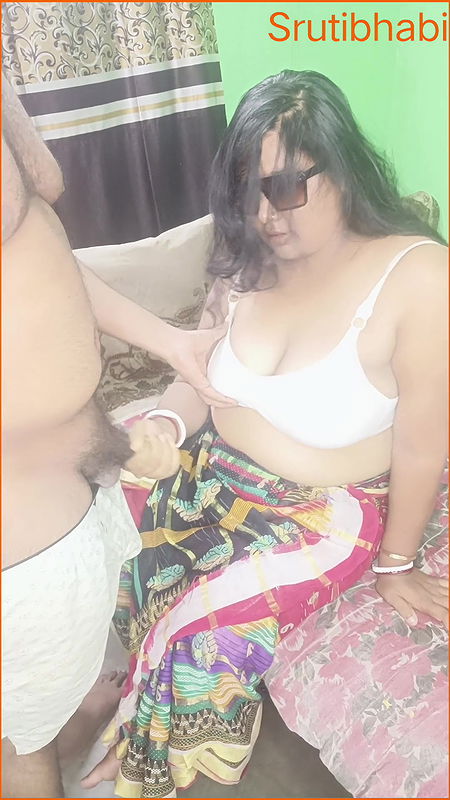 Indian hot housewife fucking with neighbour boy and cum in her pussy