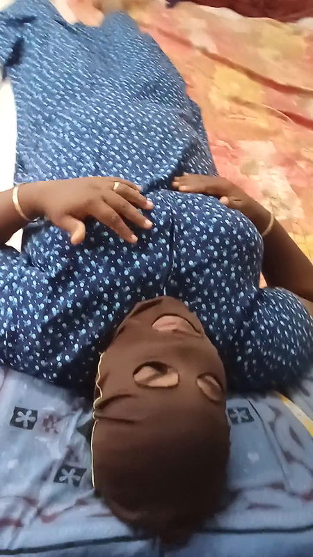 Indian College Teacher Bedroom Finger Eating Performance