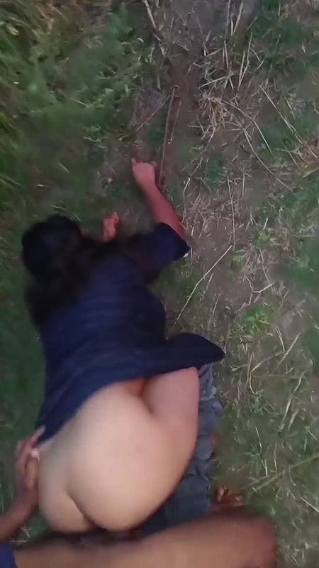 Indian college girl making love with her bf outdoor fuck hindi audio , collage couples HD