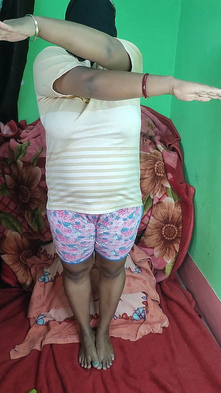 Indian Big ass wife workout on the red carpet and showing her muscular body to you