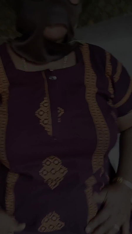 Indian Aunty Finger Performance