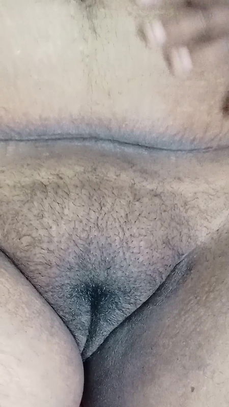 Indian Anty Hot Scene in Bed Room