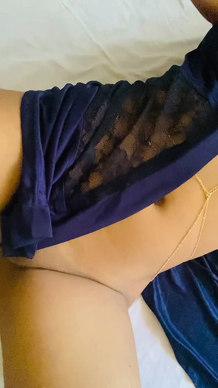 Hot sexy nude college girl