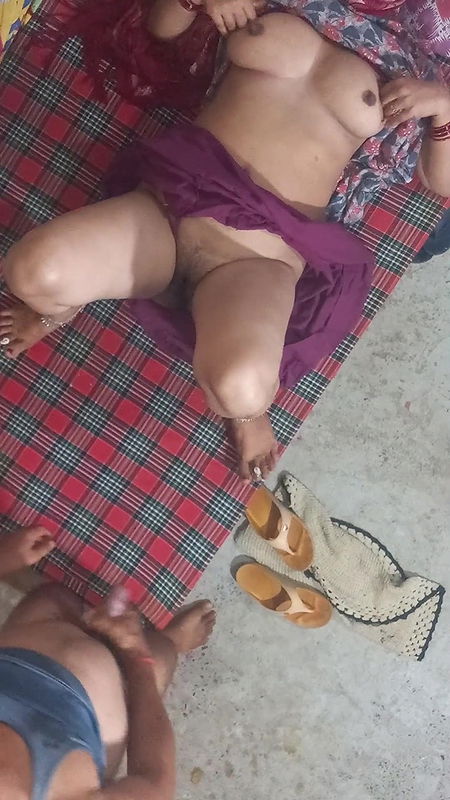 Hot sexy Kitu Bhabhi was fucked hard by her friend by hiding a camera on the fan