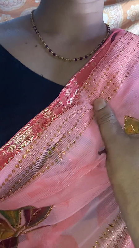 Hot sexy Kitu Bhabhi called her lover and enjoyed fucking him in the old house by straightening his dick