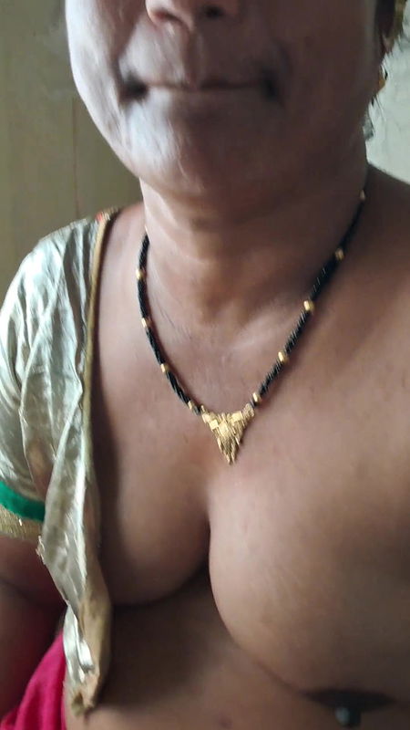 Hot Desi Indian couple First Golden Night. In room