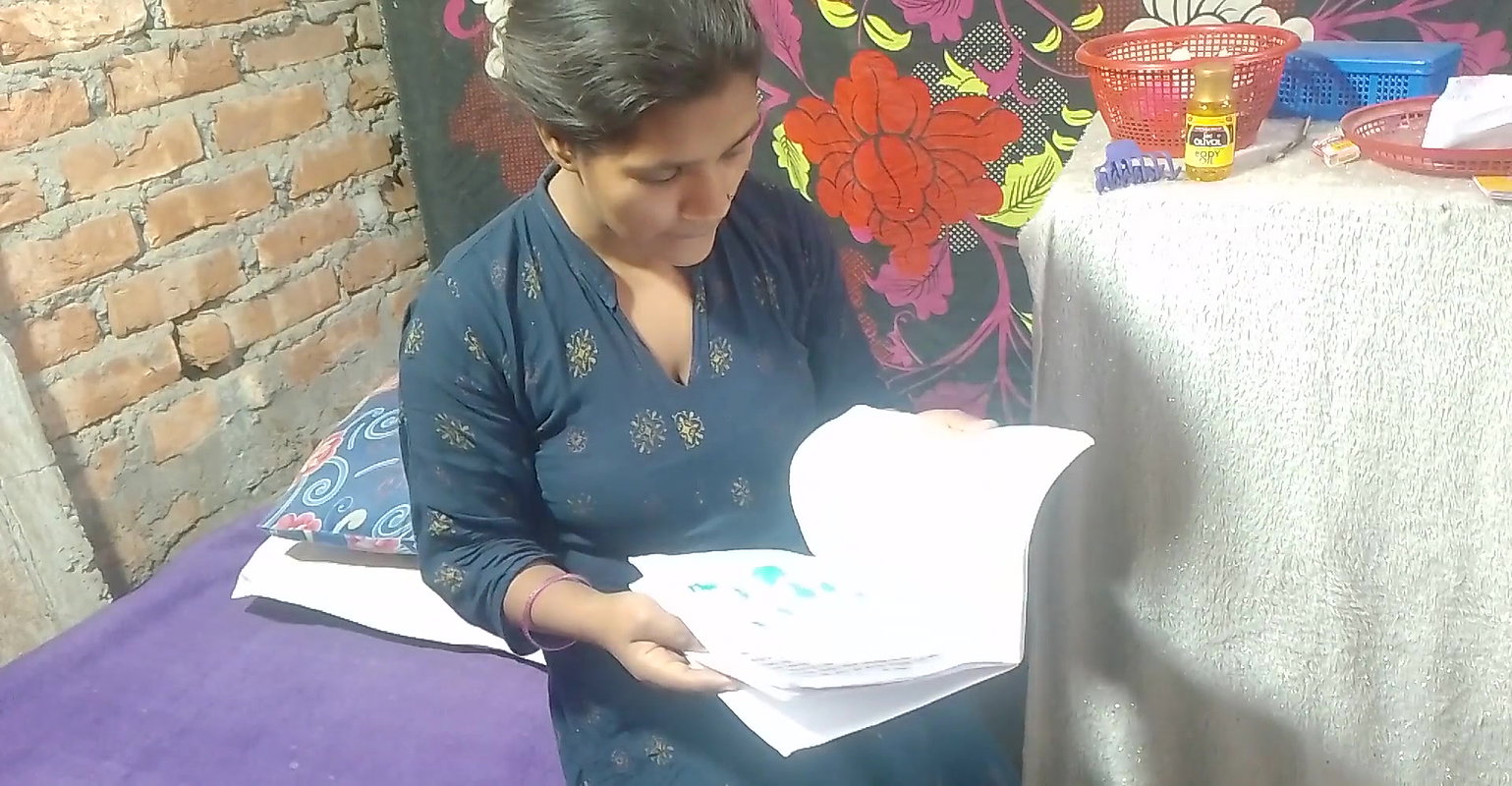 READ A BOOK SEX VIDEO IN HOME