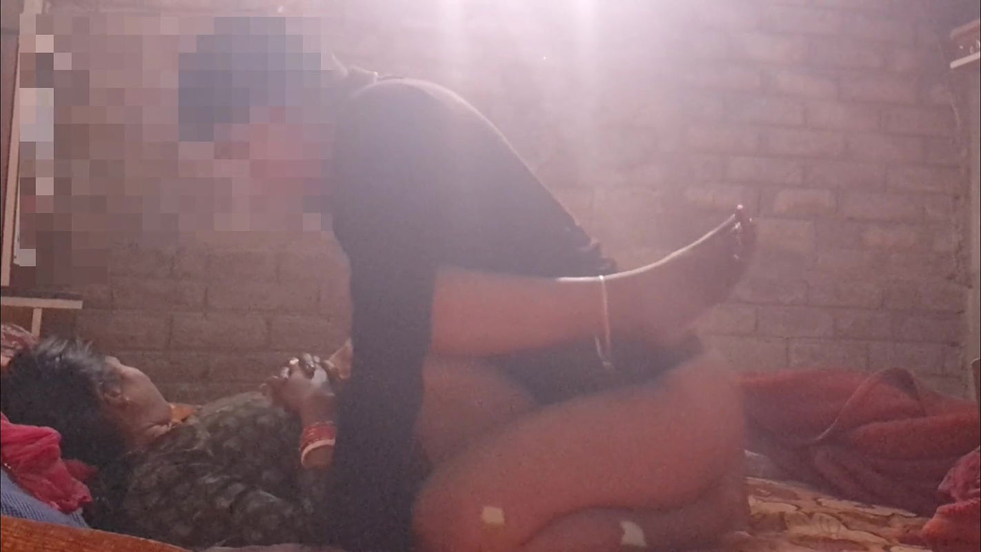 Indian Bhabhi Chudai Video For Her Real Chudai